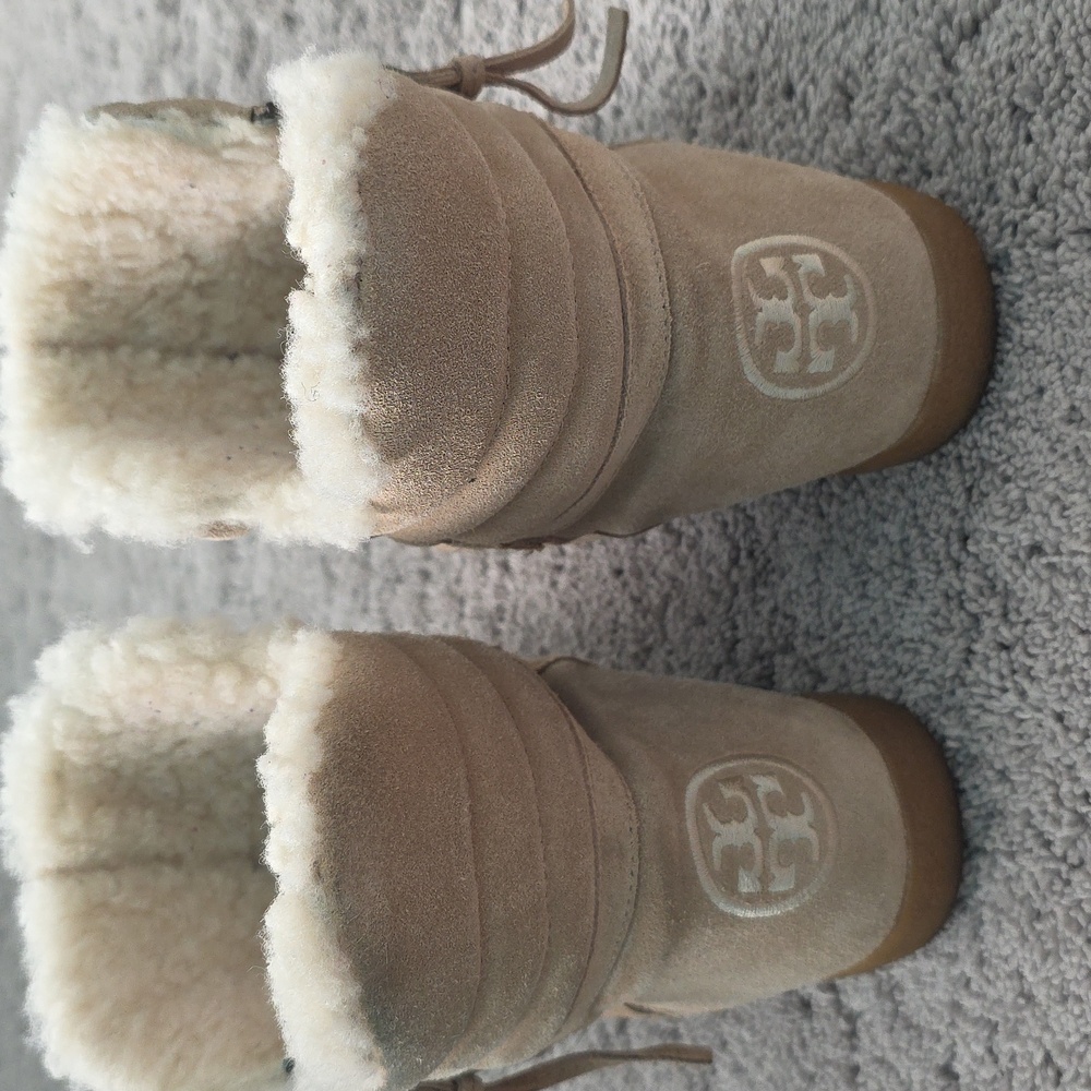 Tory Burch Fleece Lined Boots - Picture 5 of 12